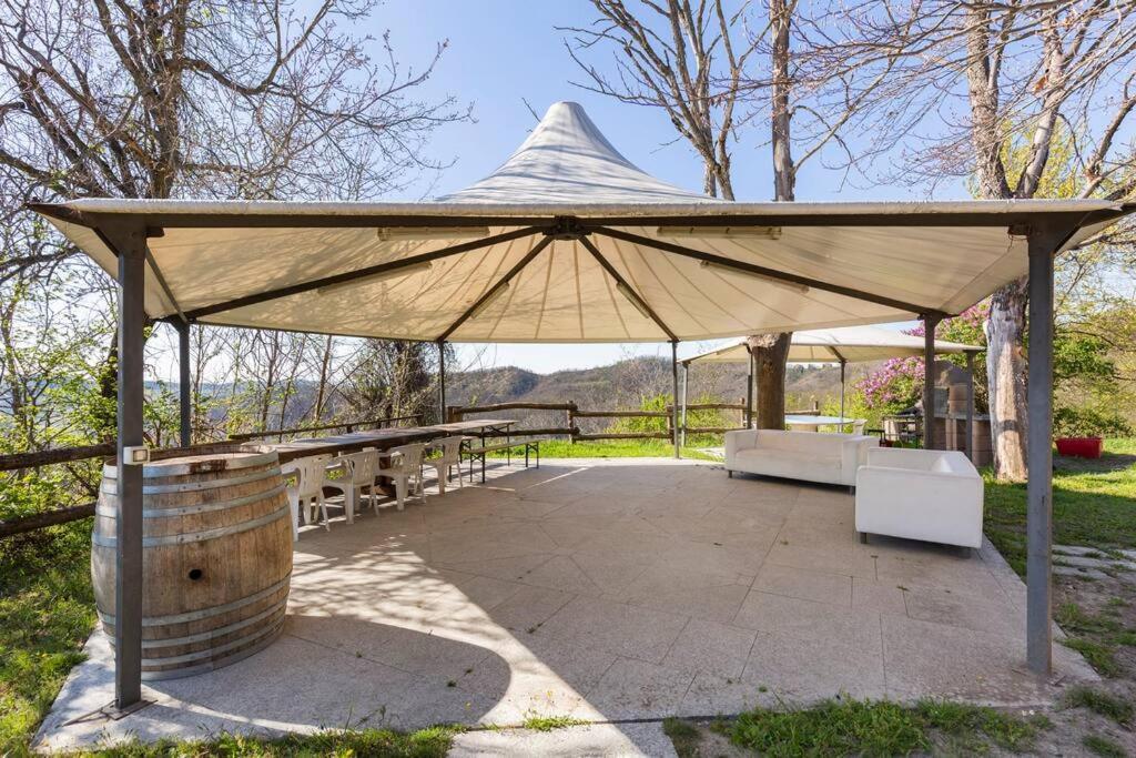 Oasi Di Mastarone - Il Vino E Le Rose Villa Momperone Dış mekan fotoğraf